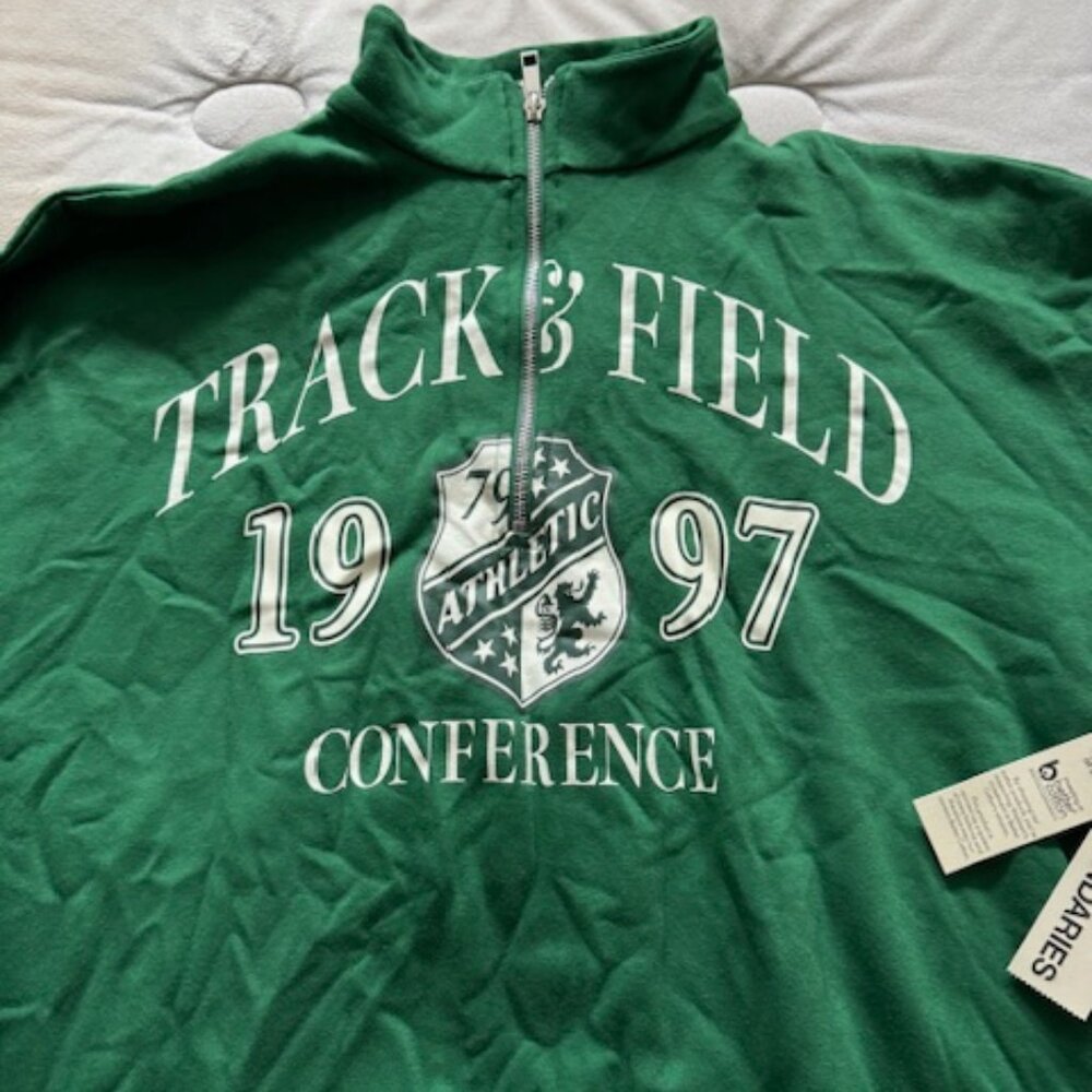 No Boundaries  Women (Juniors) Quarter Zip Sweatshirt Medium Soccer Green NWT